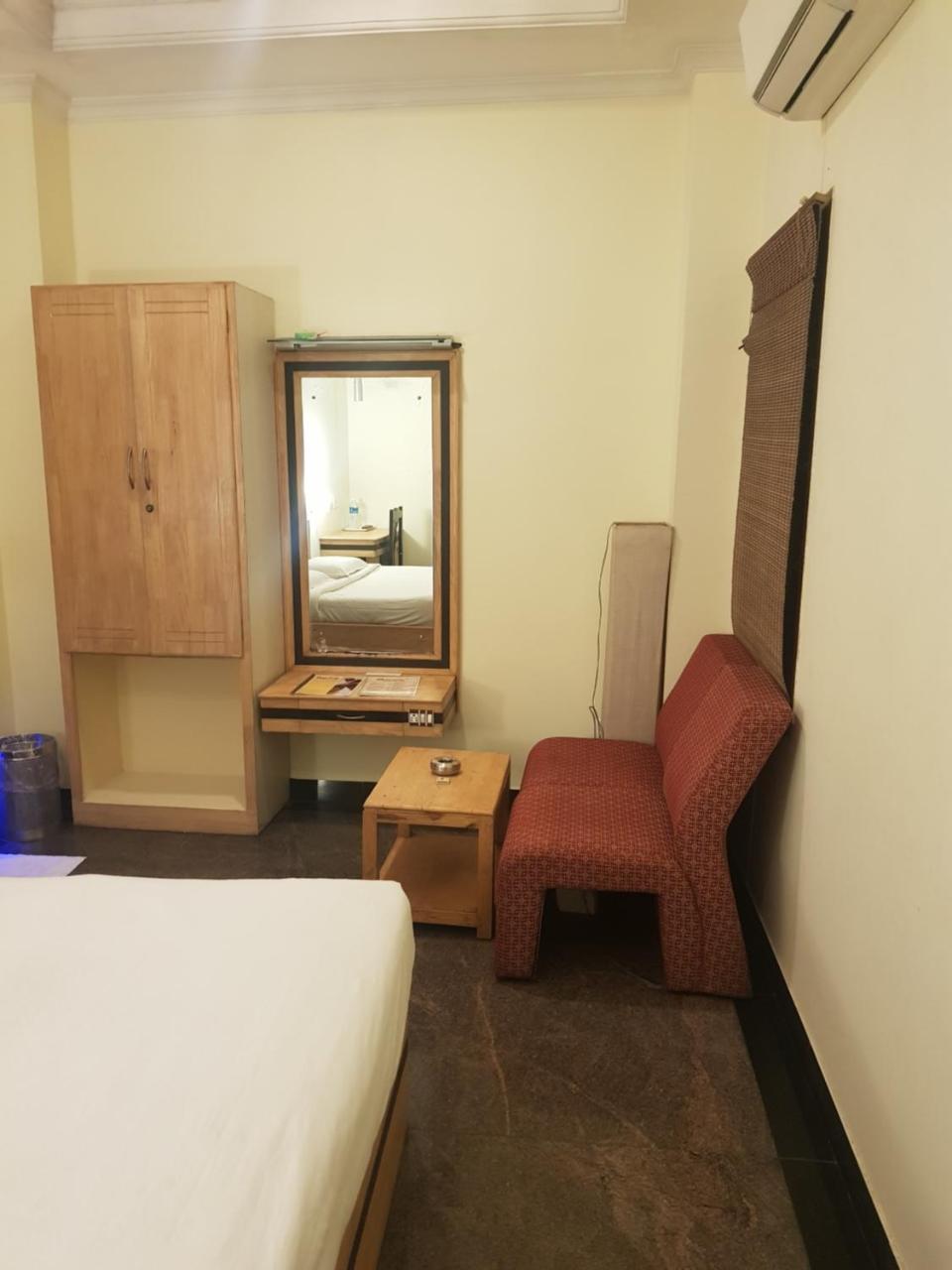 P R Pride Inn Puduččéri Exteriér fotografie